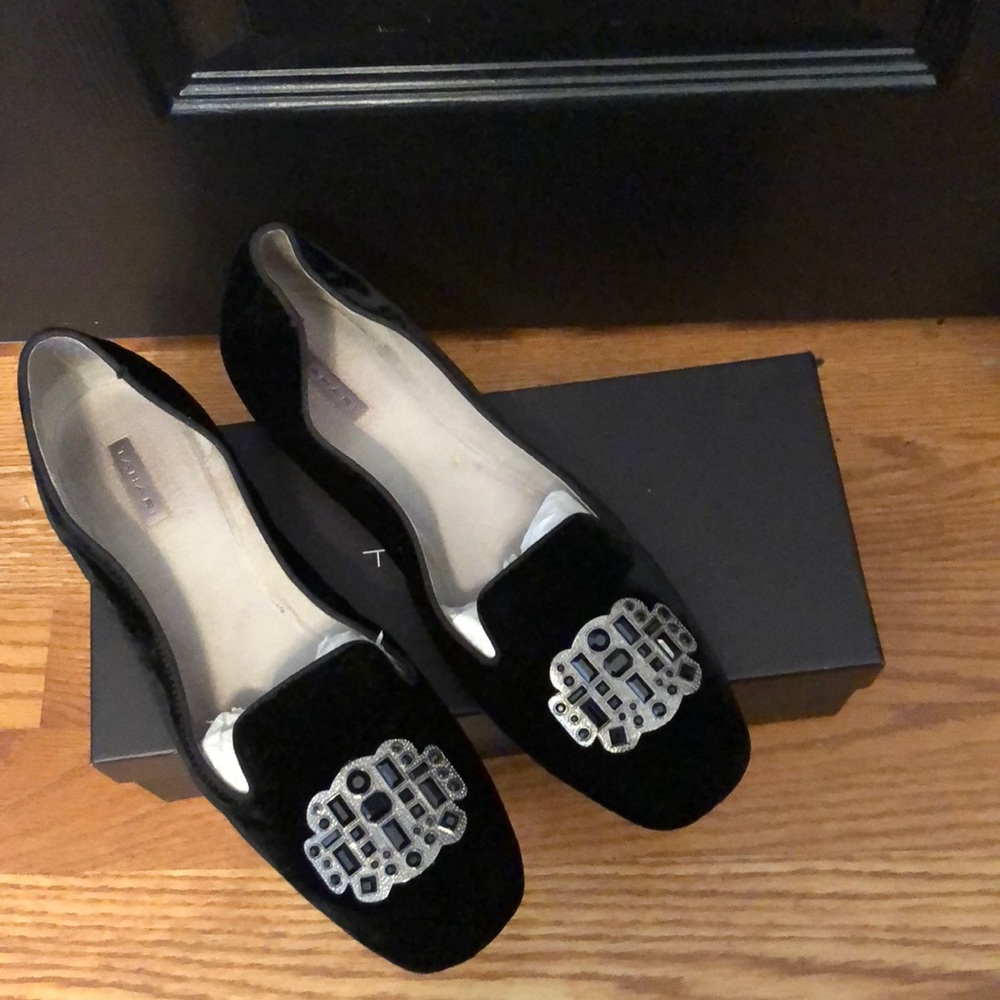 Tahari Loafers